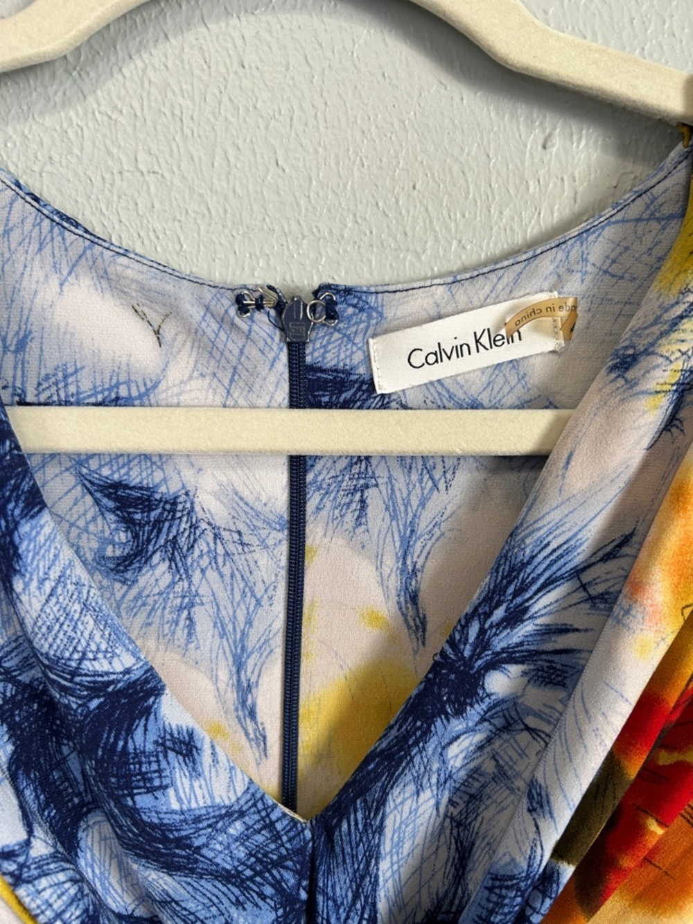 Calvin Klein Multicolor Knot-Front Midi Dress in Navy, Mustard & Red Size 4 - Picture 4 of 8